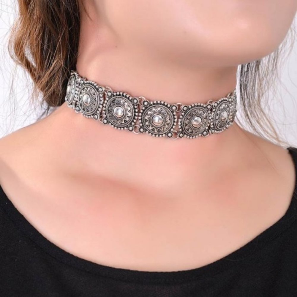 C23 | Boho Choker Antique Silver Statement Collar